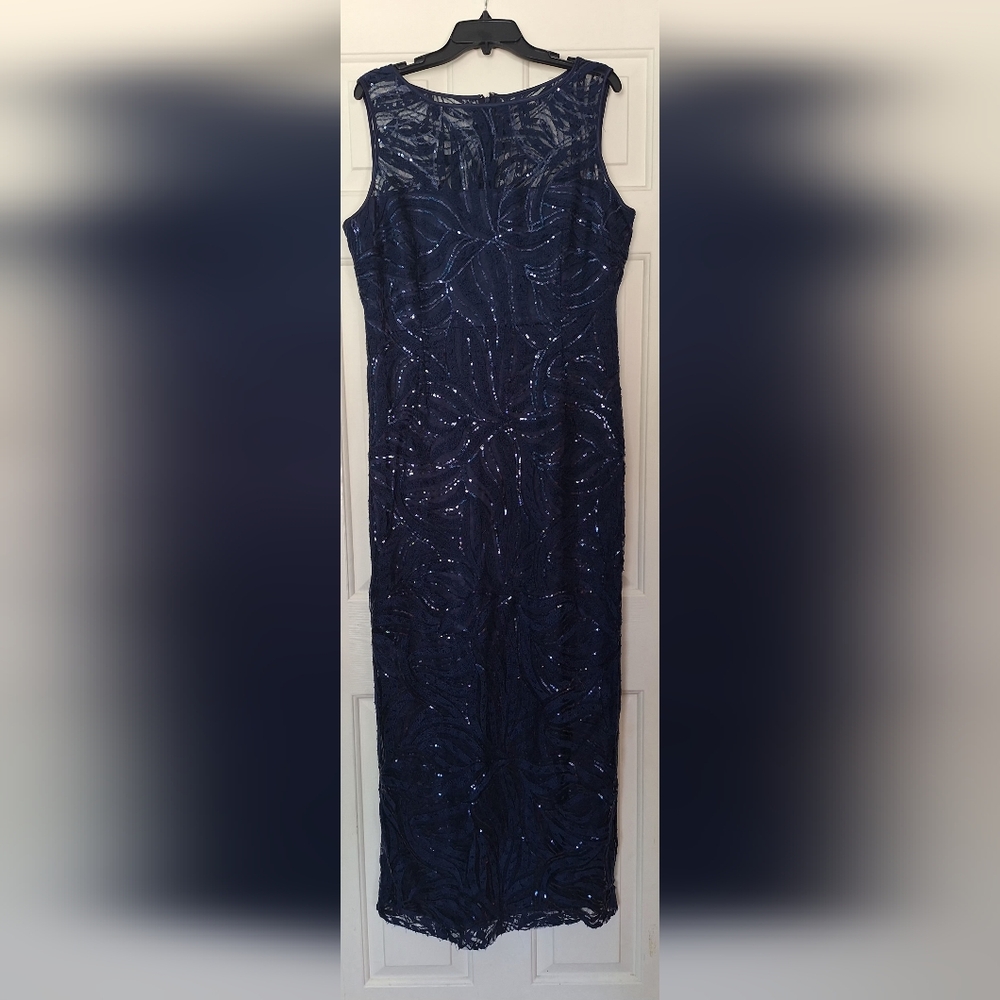 Elegant Navy Blue Sleeveless Dress
